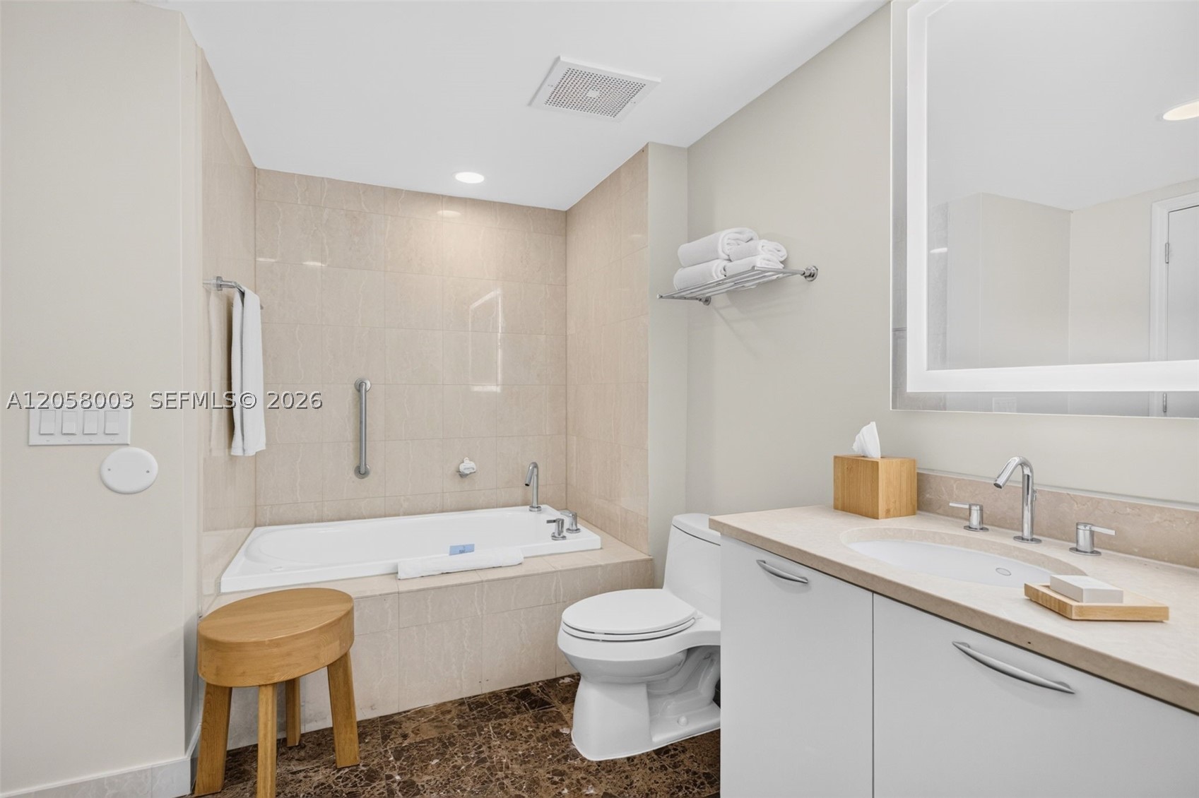 Q CLUB RESORT & RESIDENCE - Residential