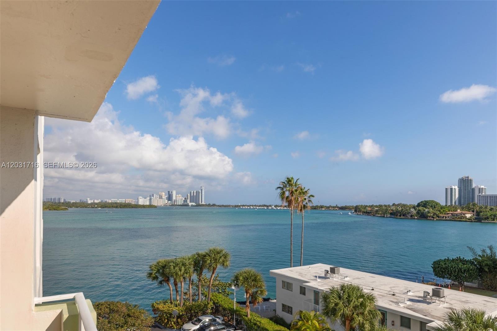 ISLAND POINTE CONDO - Residential