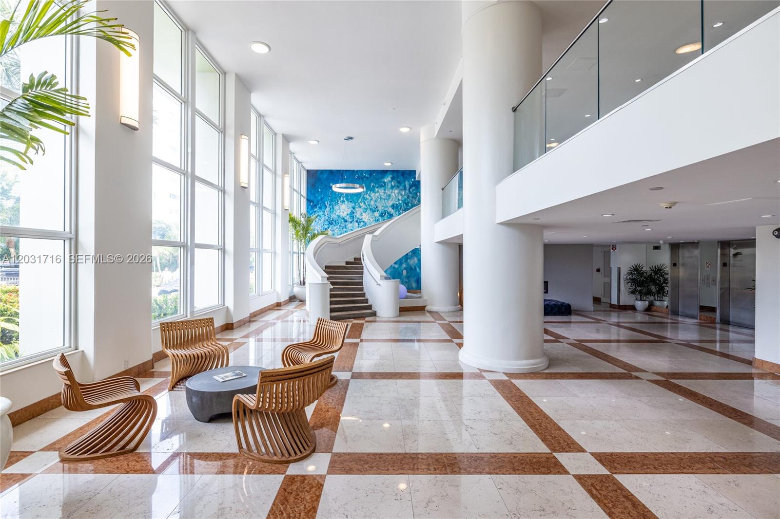 ISLAND POINTE CONDO - Residential