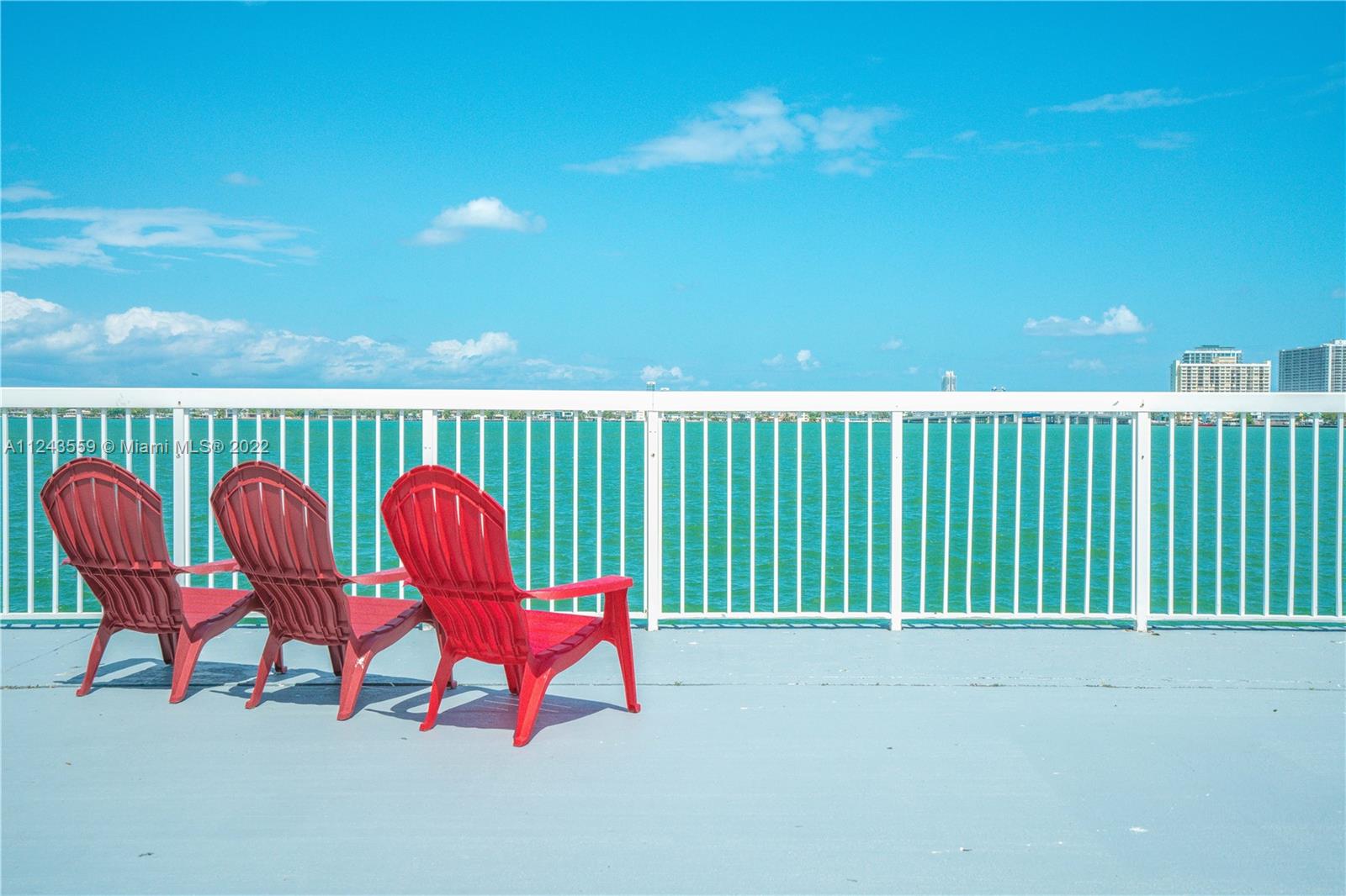HARBOR ISLAND - Residential Lease