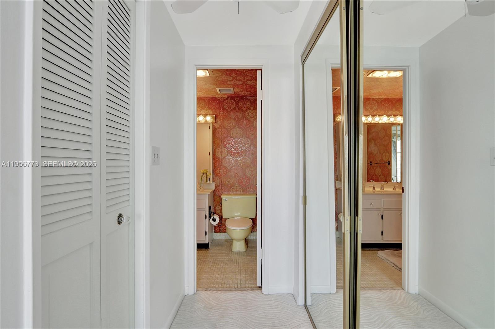 HILLCREST EAST NO 23 COND - Residential