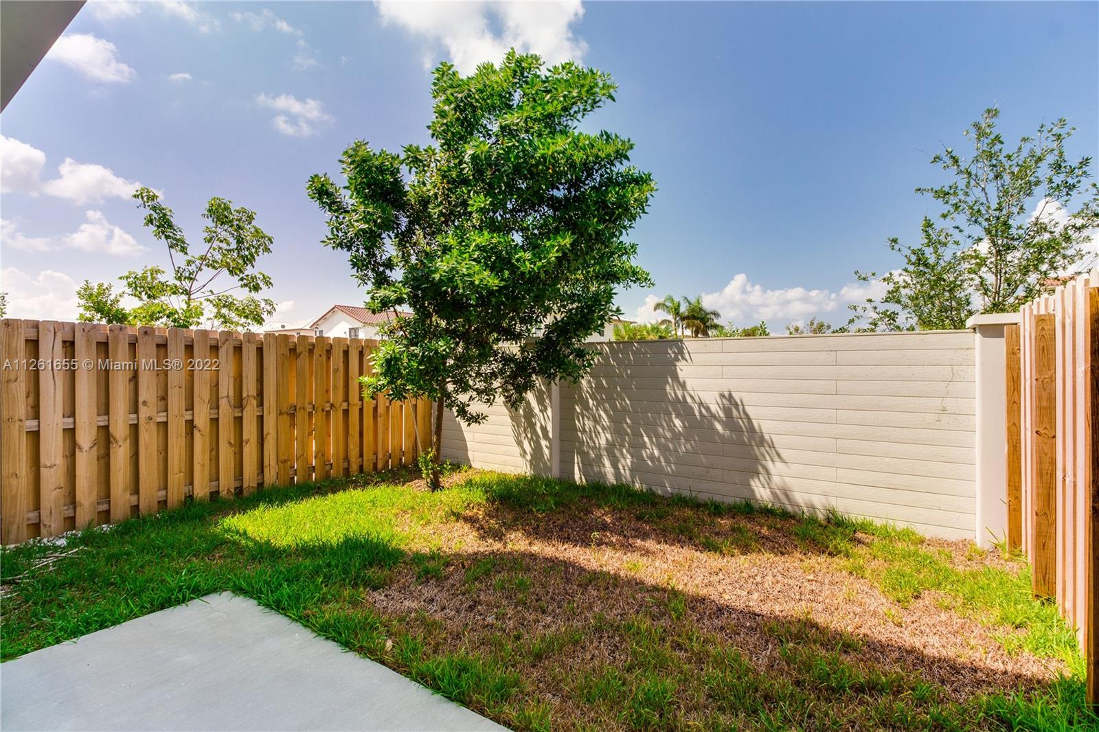 Doral Palms - Residential Lease
