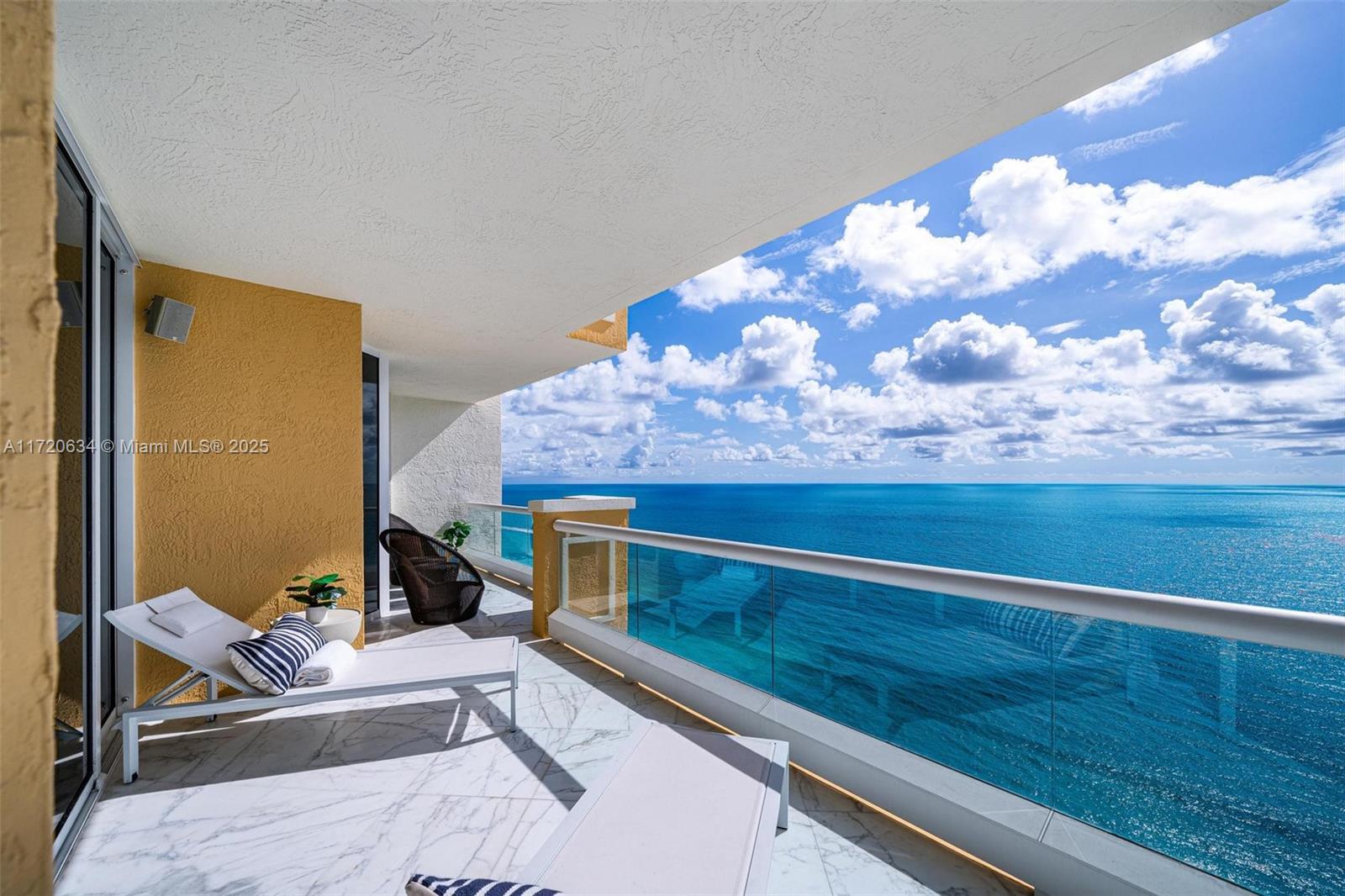 ACQUALINA OCEAN RESIDENCE - Residential