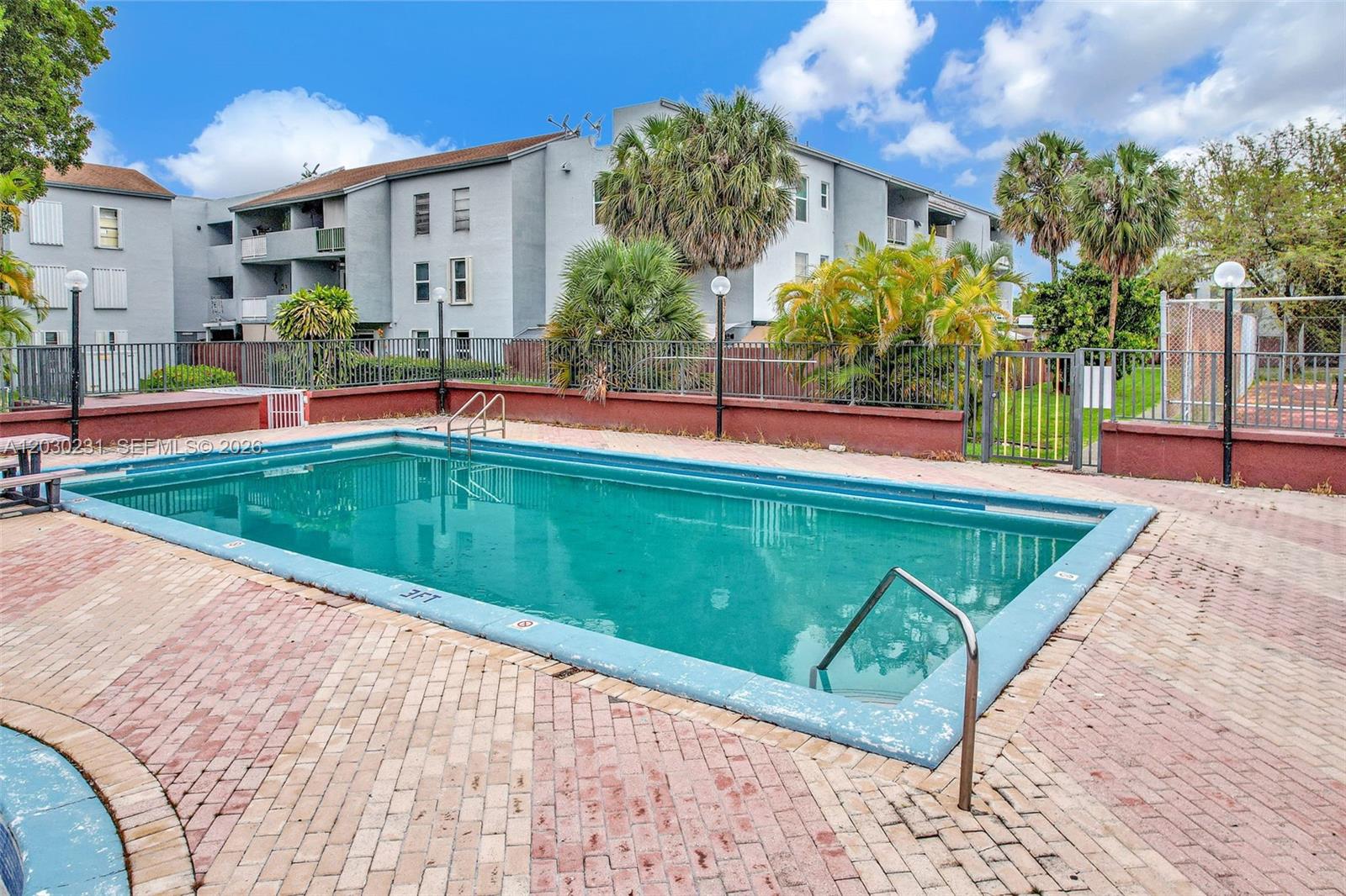 LOS SUENOS CONDO - Residential