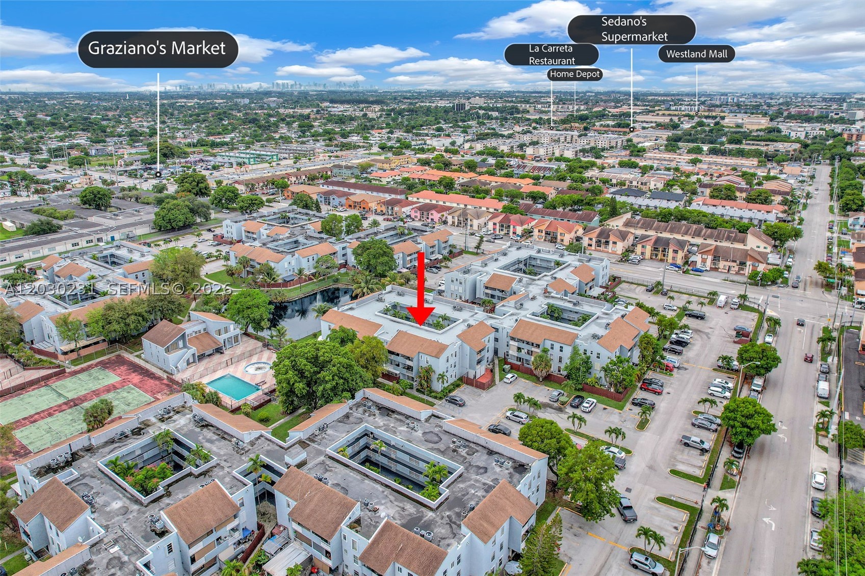 LOS SUENOS CONDO - Residential