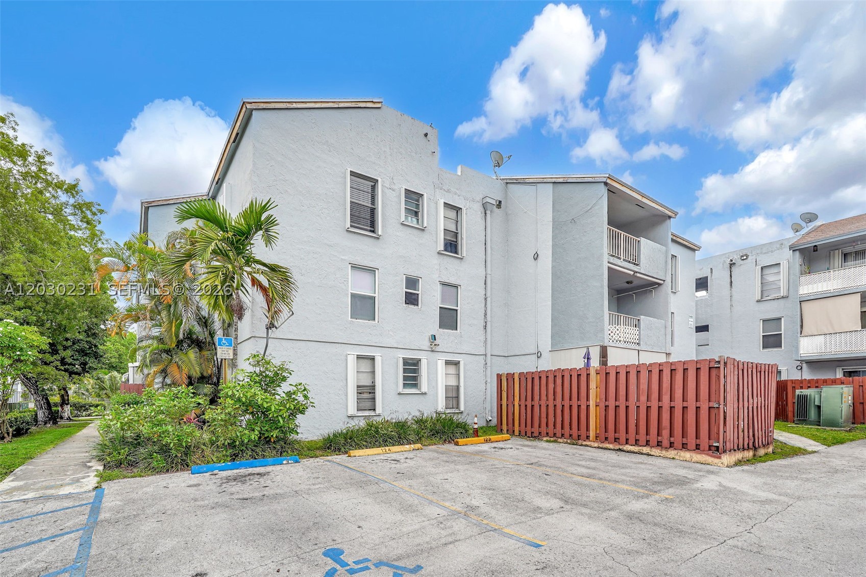 LOS SUENOS CONDO - Residential