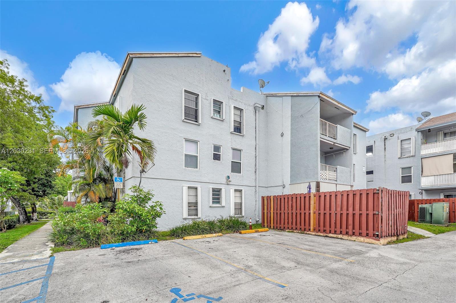 LOS SUENOS CONDO - Residential