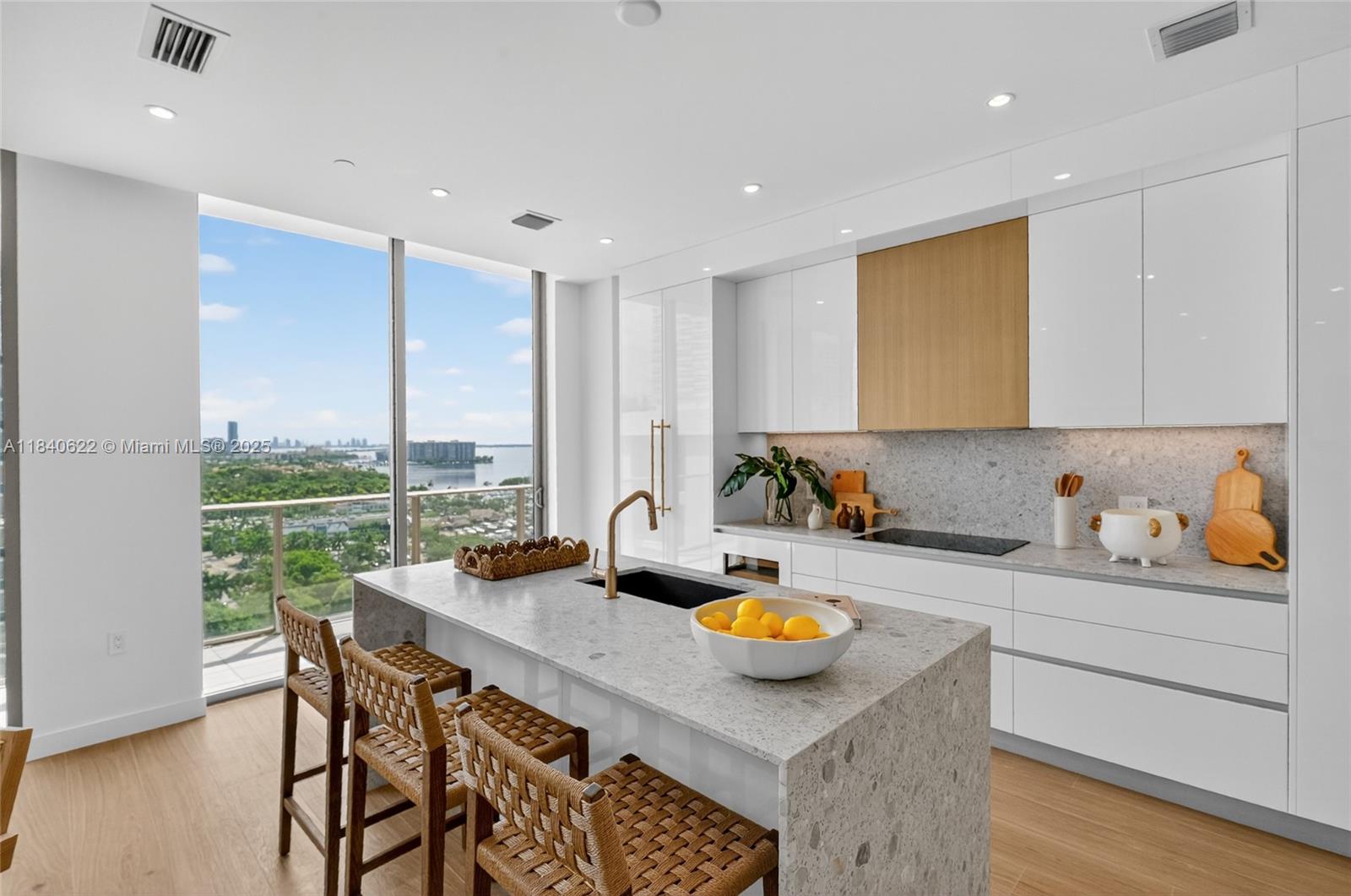 2655 SOUTH BAYSHORE DRIVE - Residential