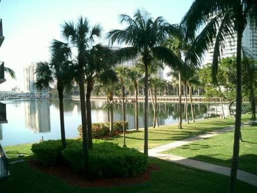 THE CLIPPER AT BISC COVE - Residential