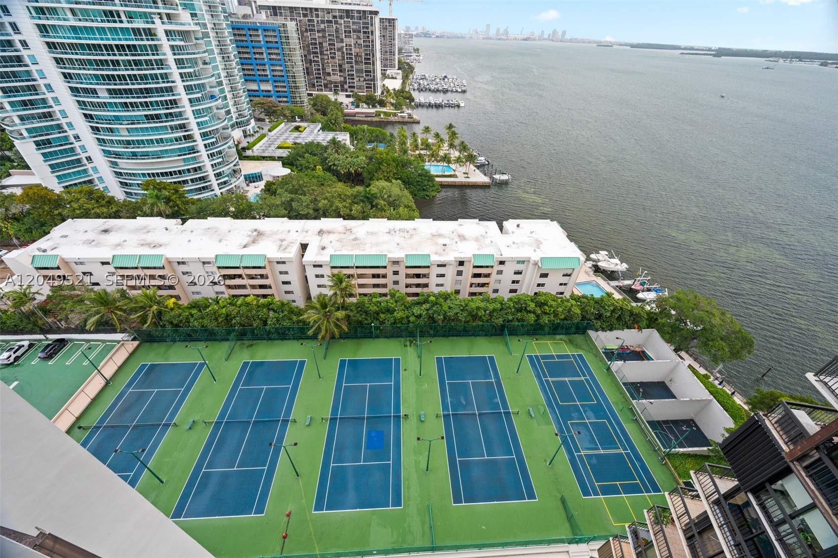 BRICKELL BAY CLUB CONDO - Residential