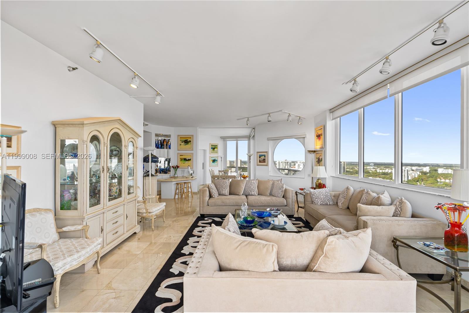 ONE ISLAND PLACE - Residential