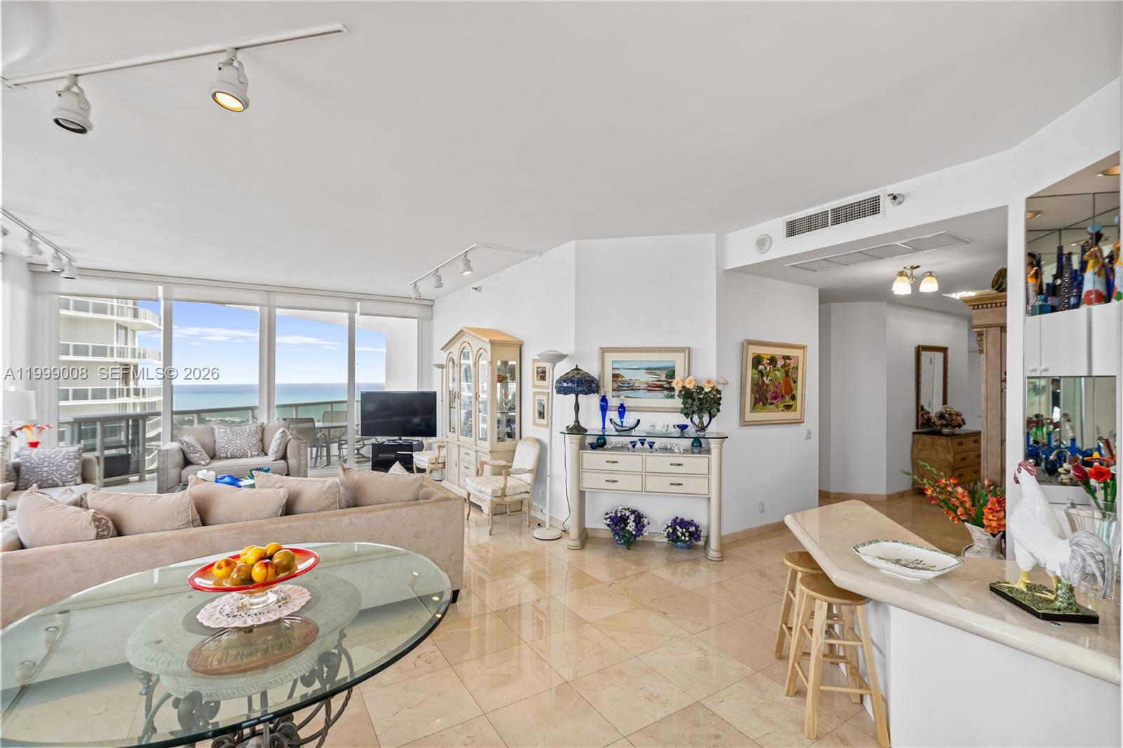 ONE ISLAND PLACE - Residential