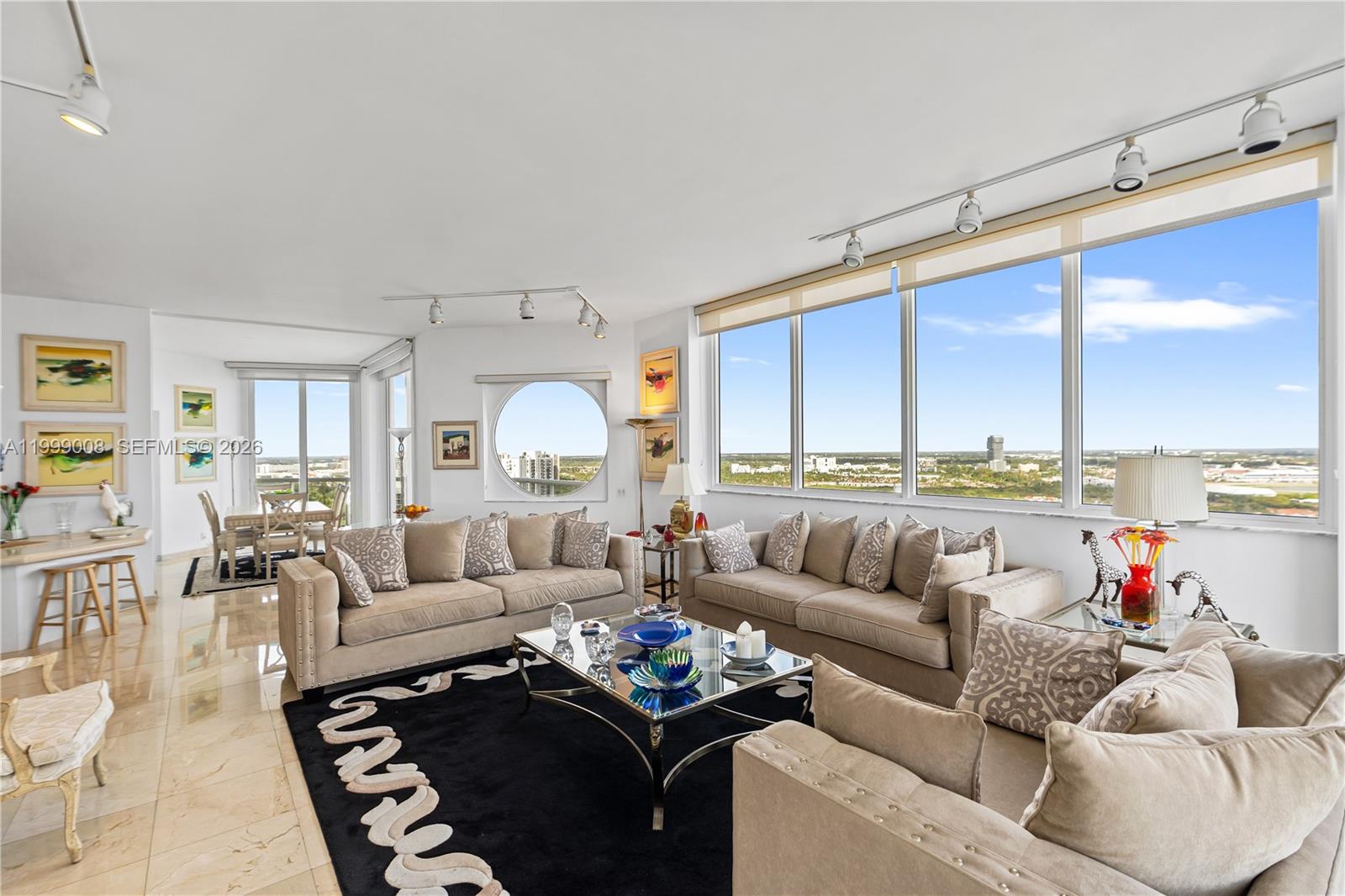 ONE ISLAND PLACE - Residential