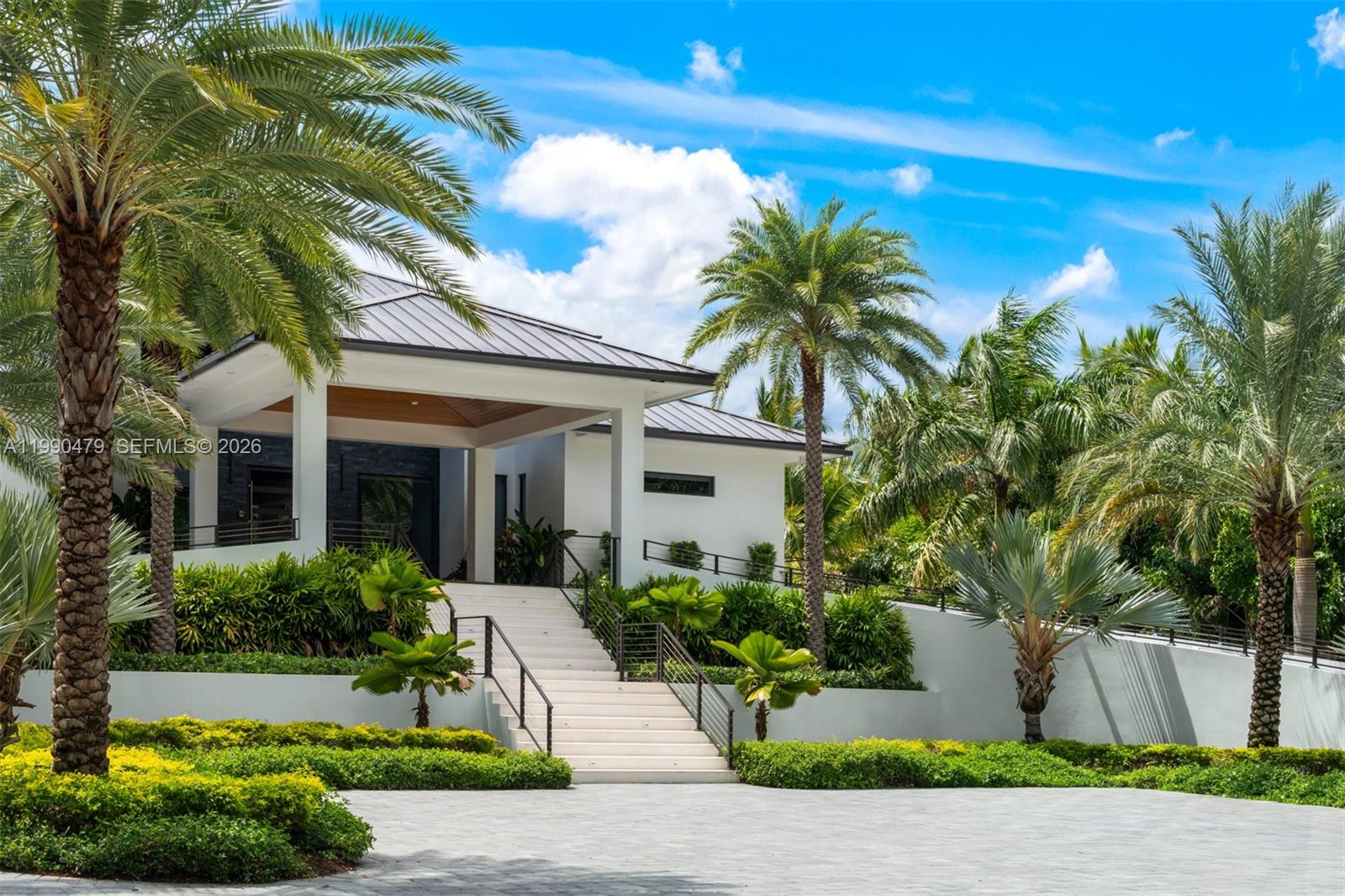 PLANTATION BEACH - Residential