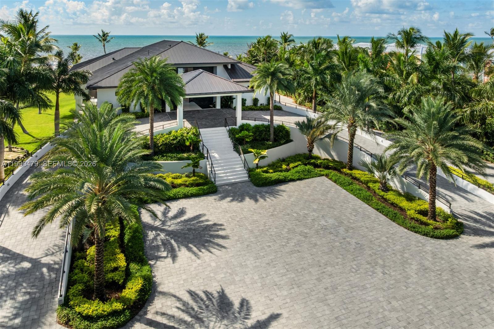 PLANTATION BEACH - Residential