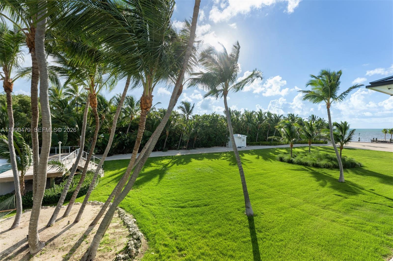 PLANTATION BEACH - Residential