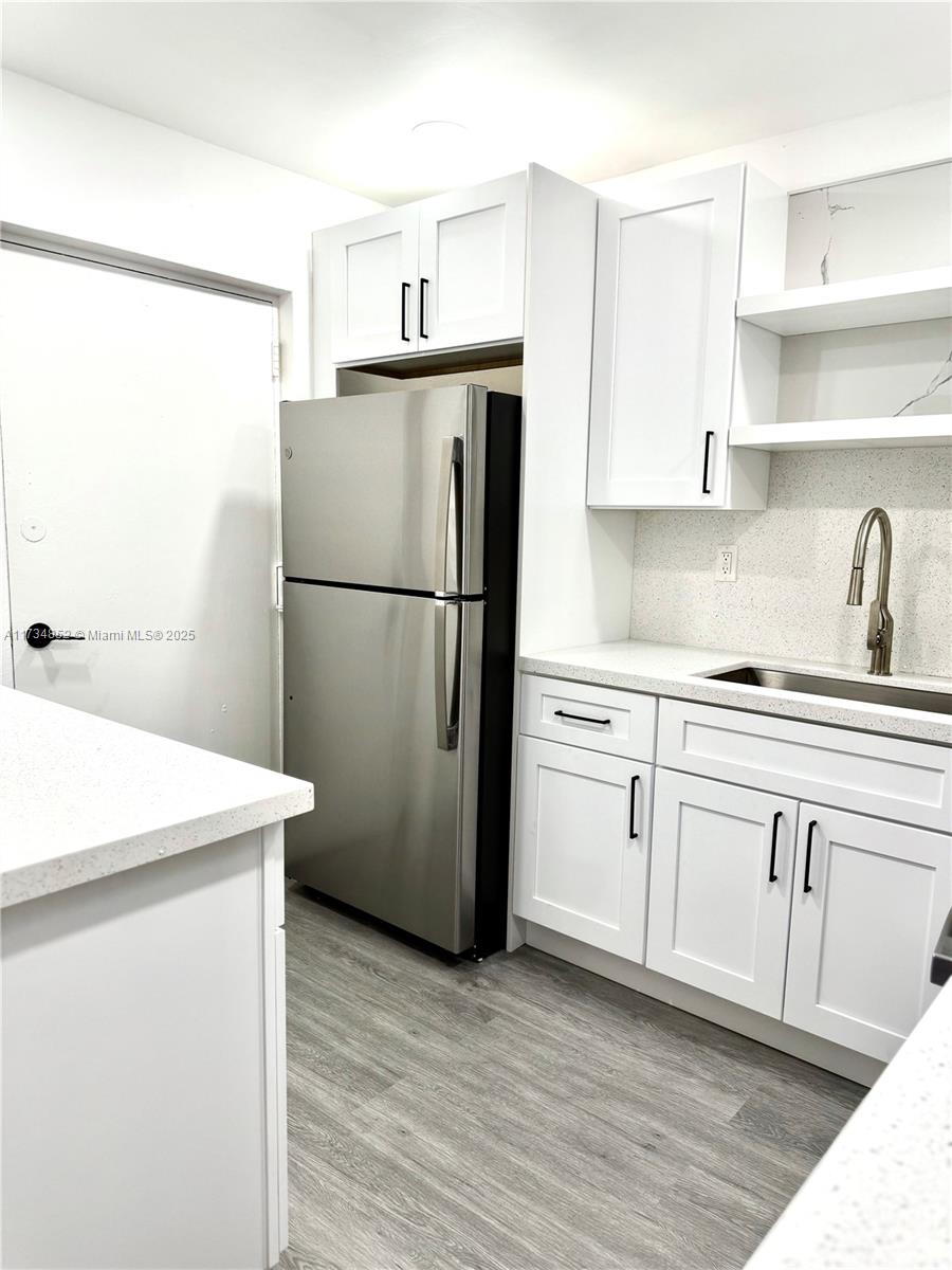 VILLAS OF MIAMI LAKES CON - Residential Lease