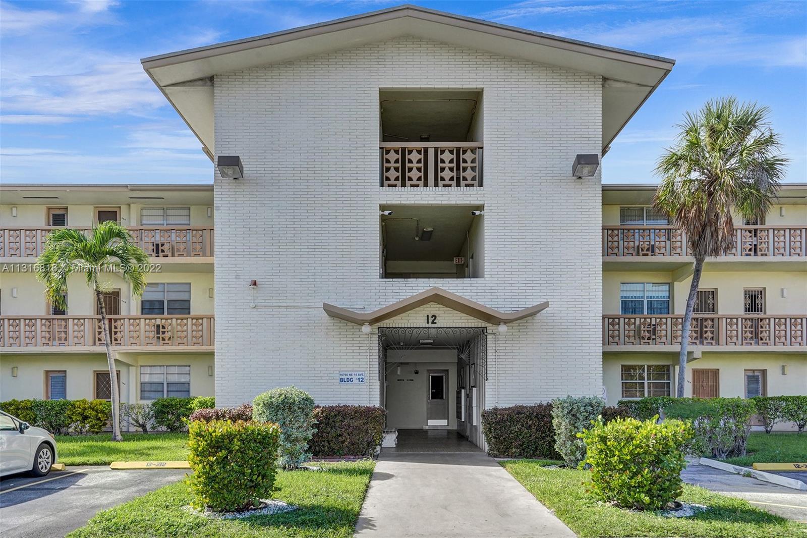 MAR-LEN GARDENS NO 12 COR - Residential