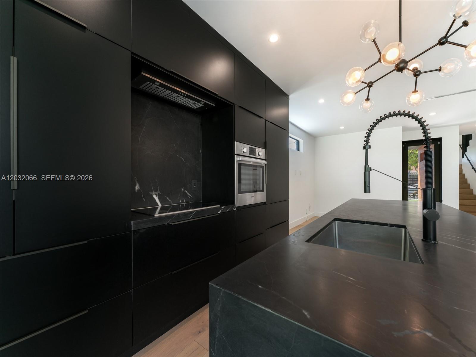 BAY VISTA PARK - Residential