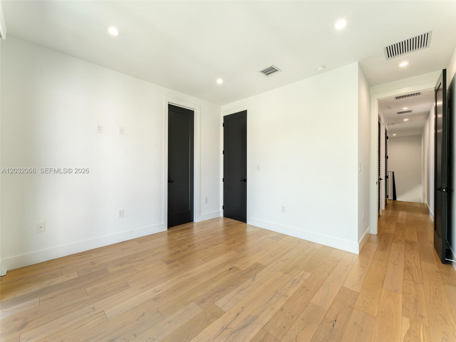 BAY VISTA PARK - Residential