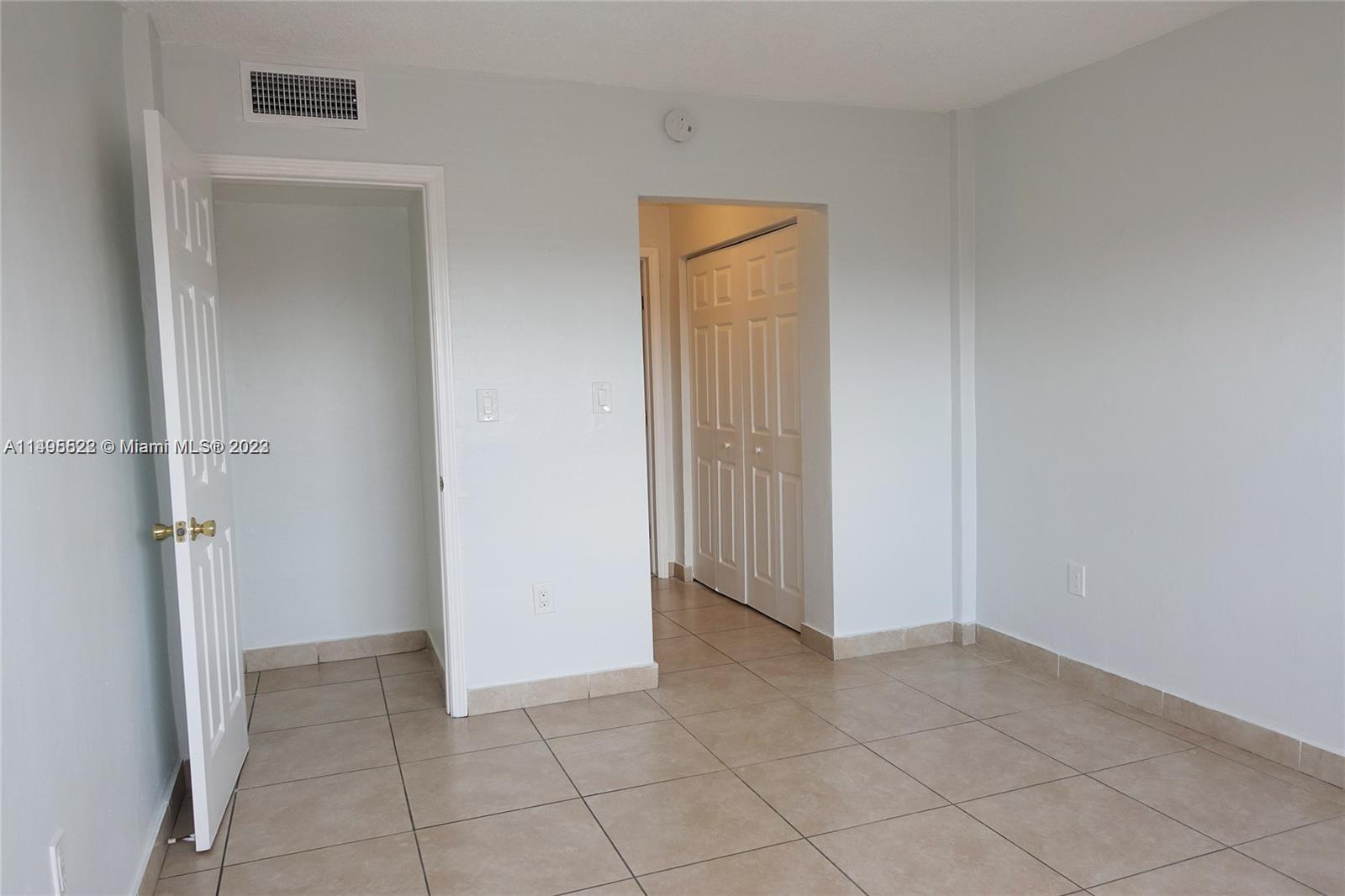 MIAMI PARADISE CONDO - Residential Lease