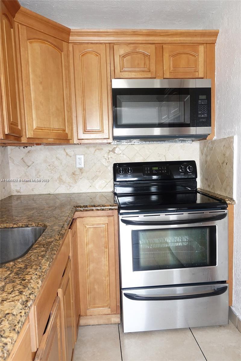 MIAMI PARADISE CONDO - Residential Lease