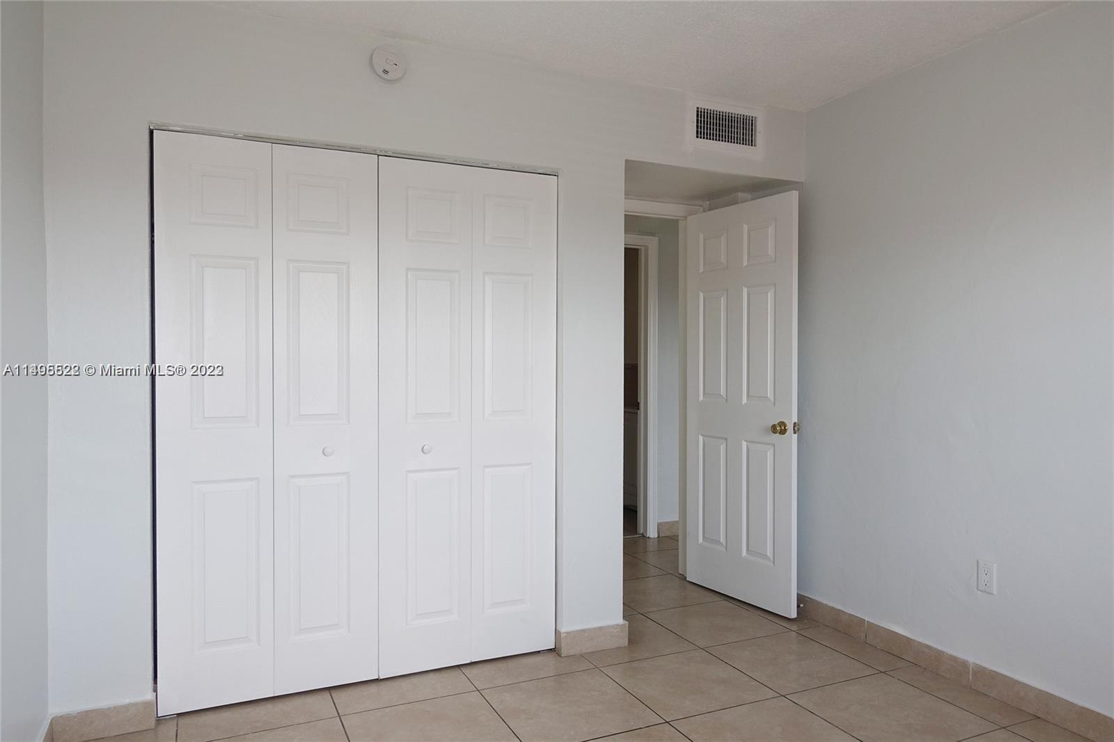 MIAMI PARADISE CONDO - Residential Lease