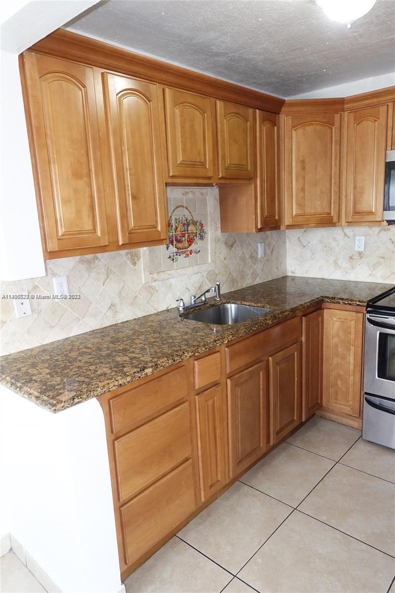 MIAMI PARADISE CONDO - Residential Lease
