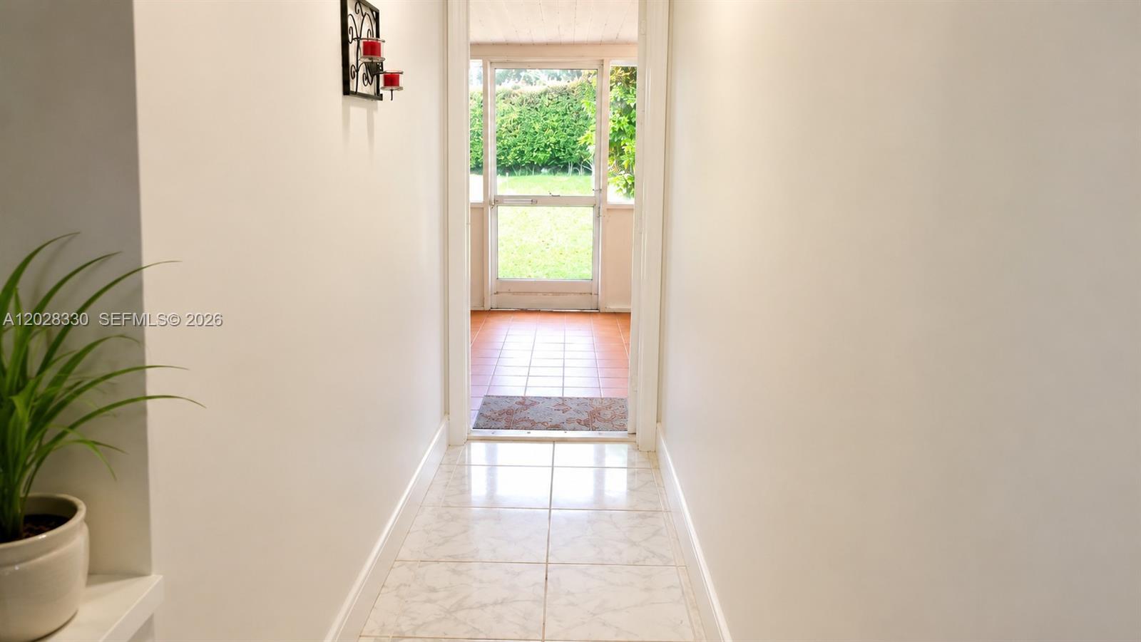 DELRAY VILLAS 2 - Residential