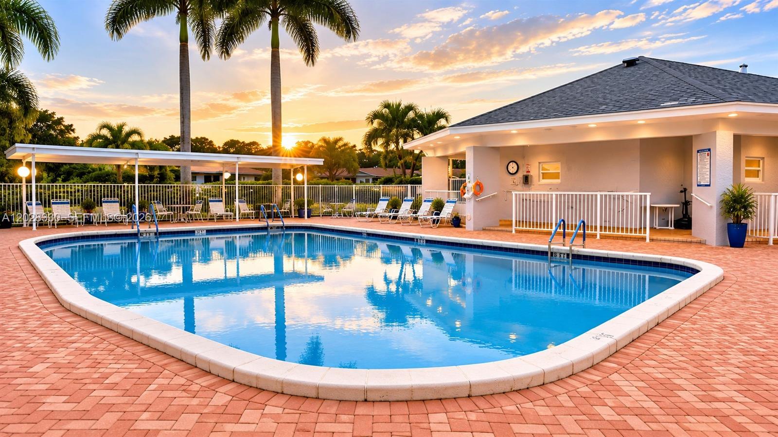 DELRAY VILLAS 2 - Residential