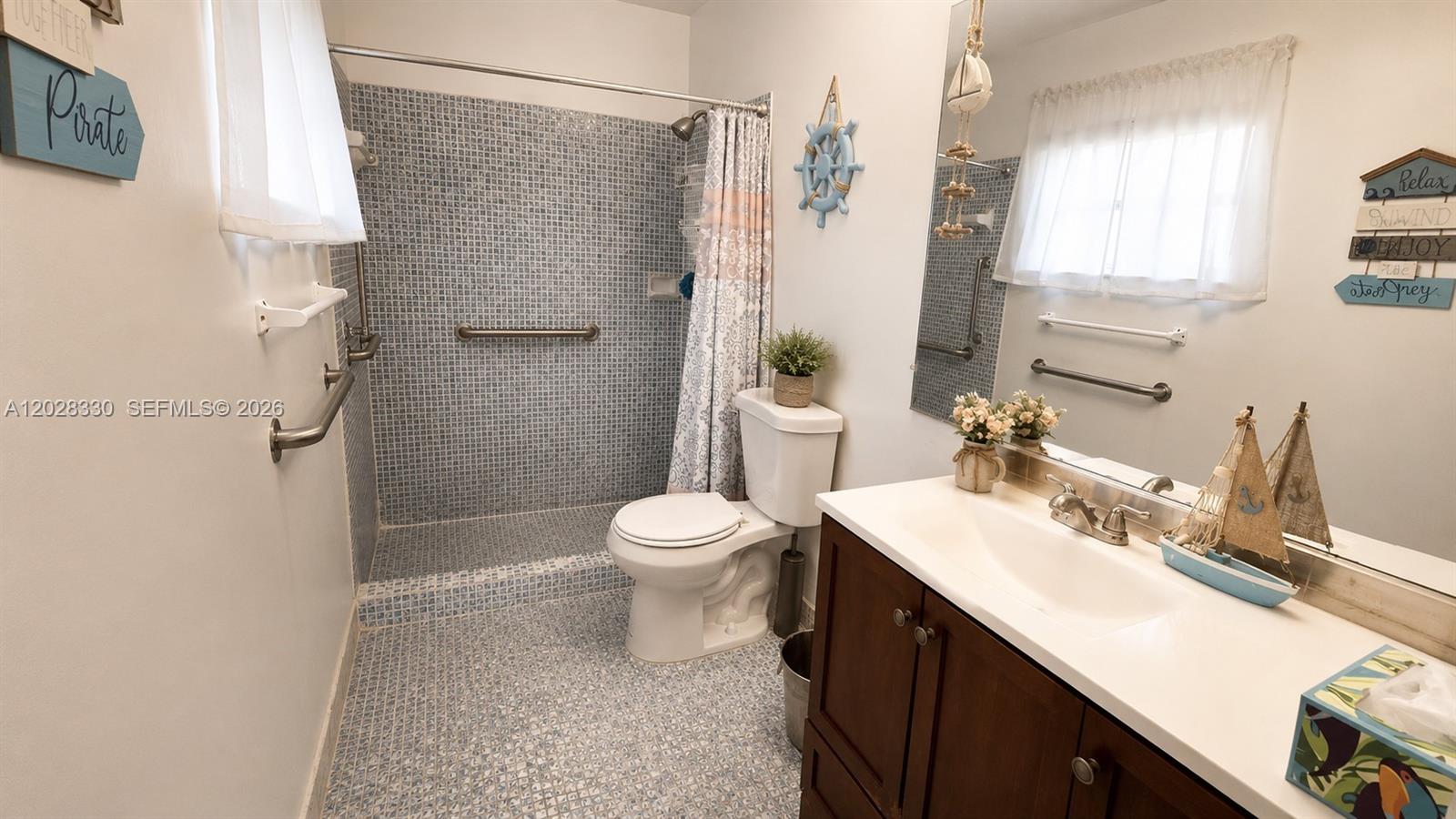 DELRAY VILLAS 2 - Residential