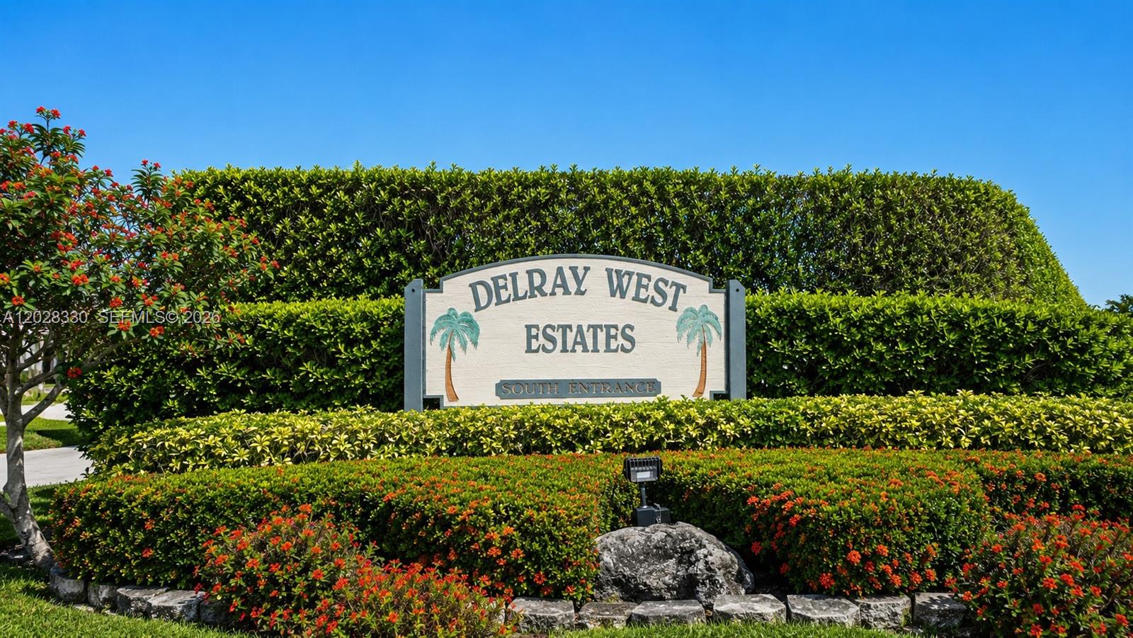 DELRAY VILLAS 2 - Residential