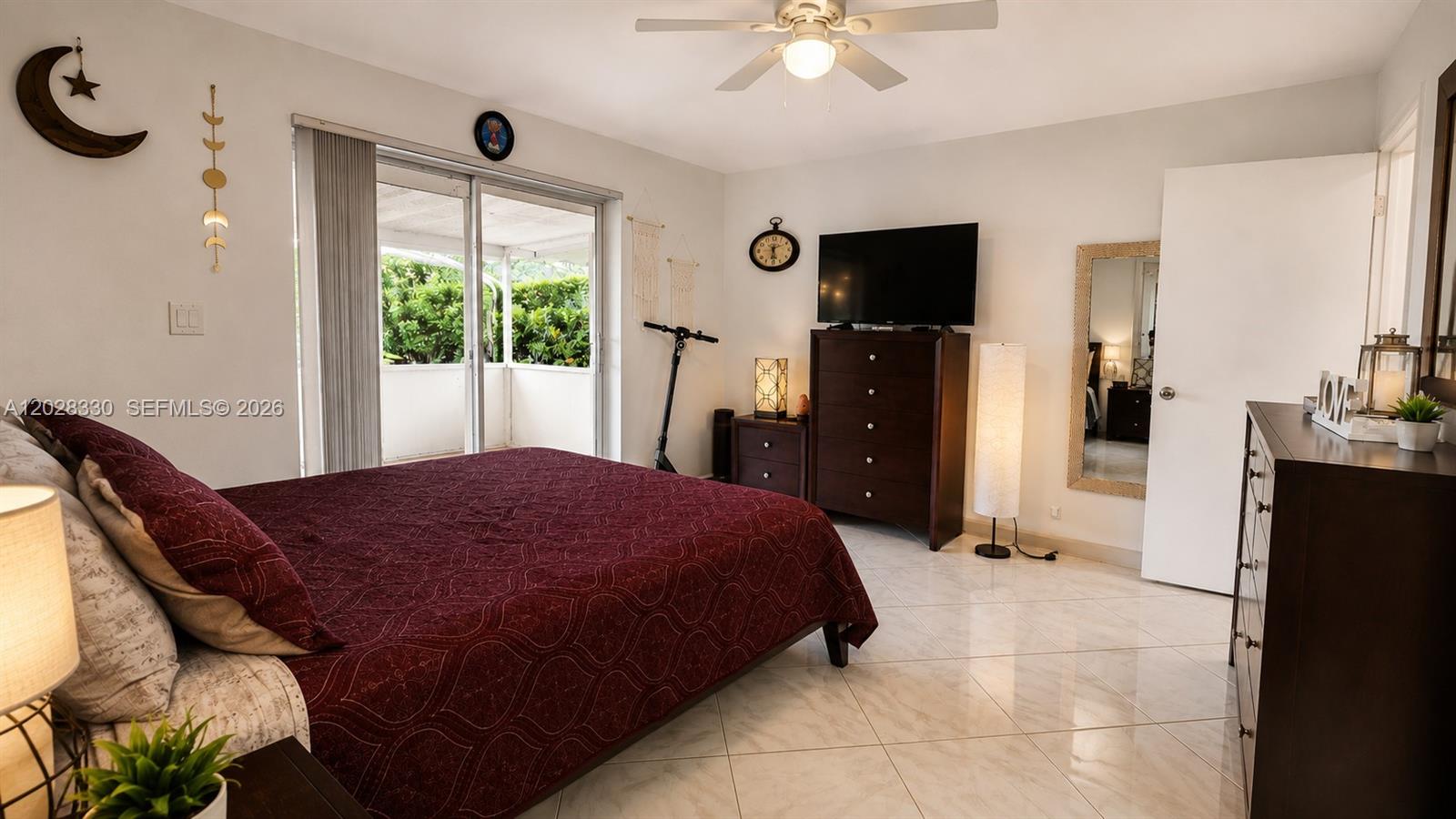 DELRAY VILLAS 2 - Residential