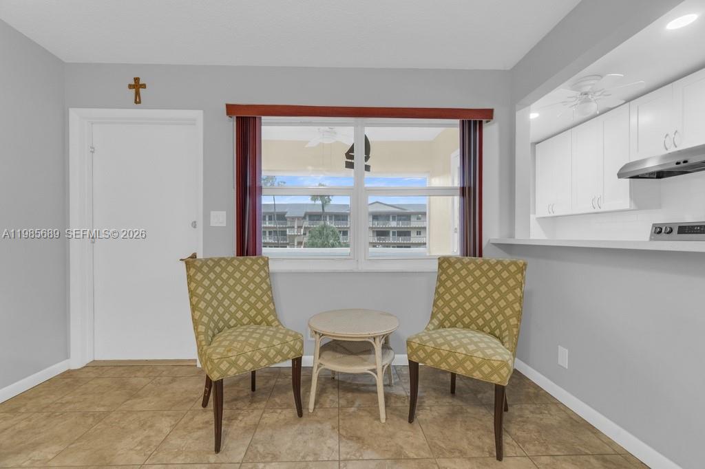 BEVERLY HILLS CONDO NUMBE - Residential