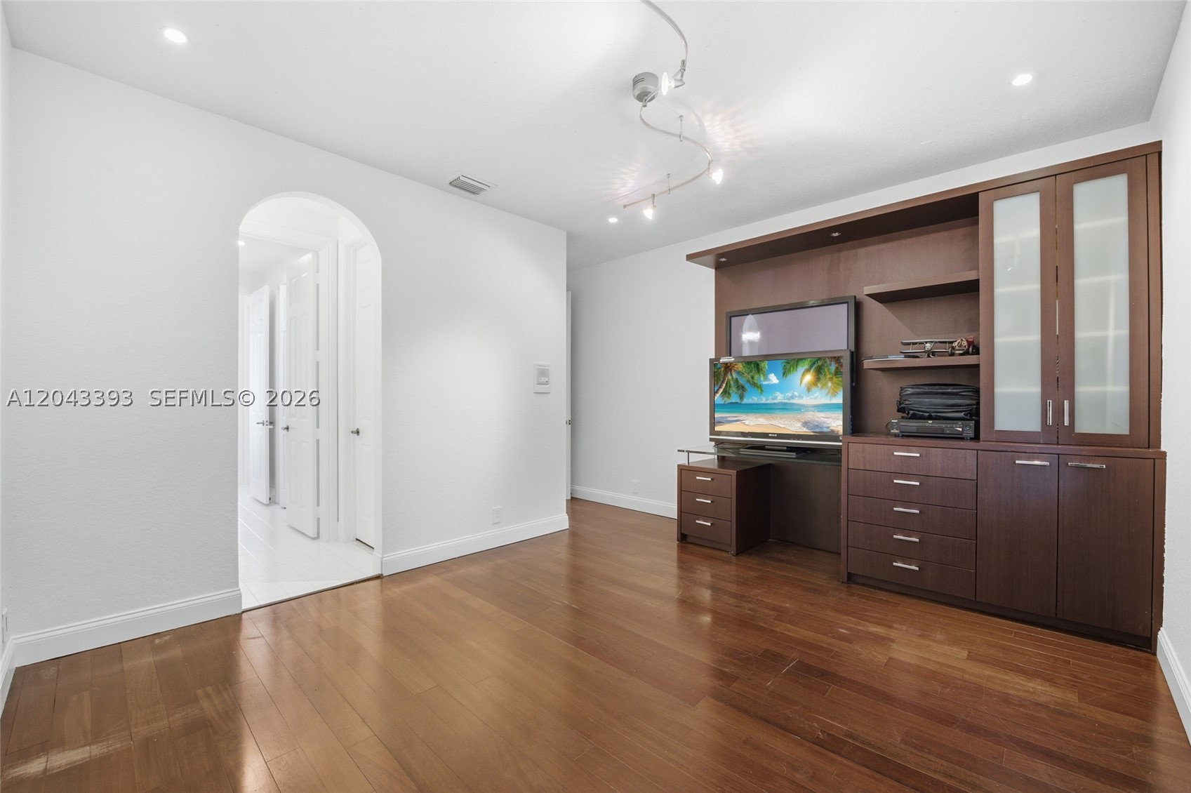 Weston Hills - Residential