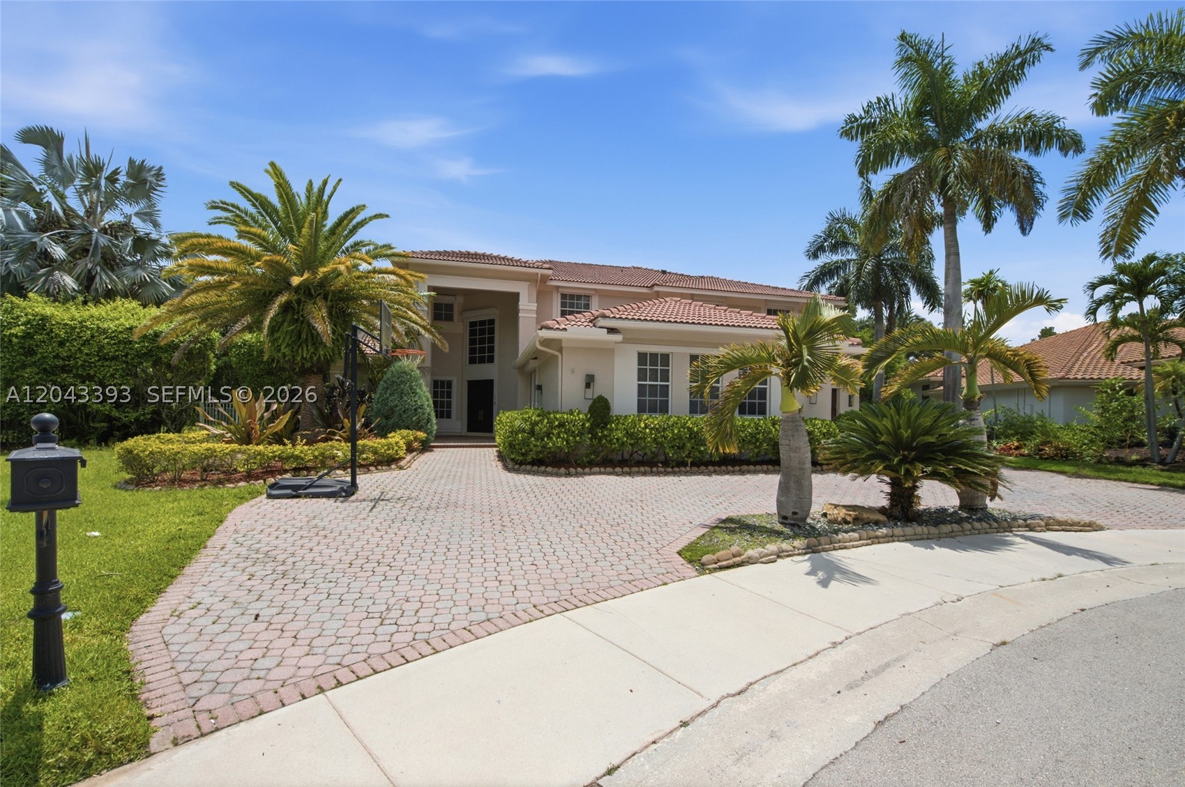Weston Hills - Residential
