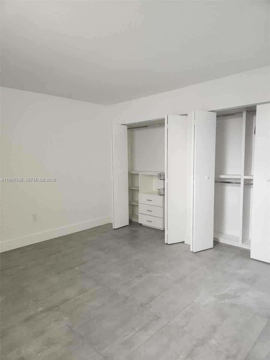 VERSAILLE GARDENS I CONDO - Residential Lease