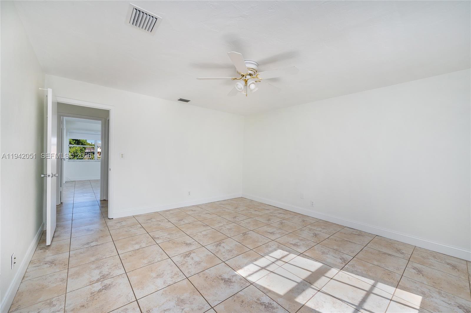 LAKE ORLEANS EAST - Residential Lease