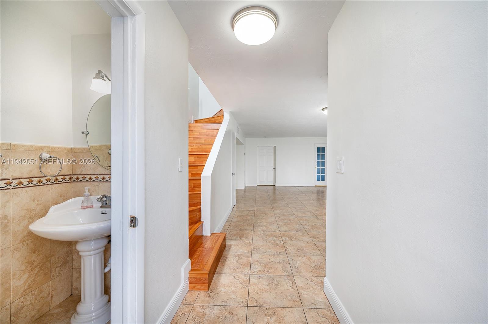 LAKE ORLEANS EAST - Residential Lease