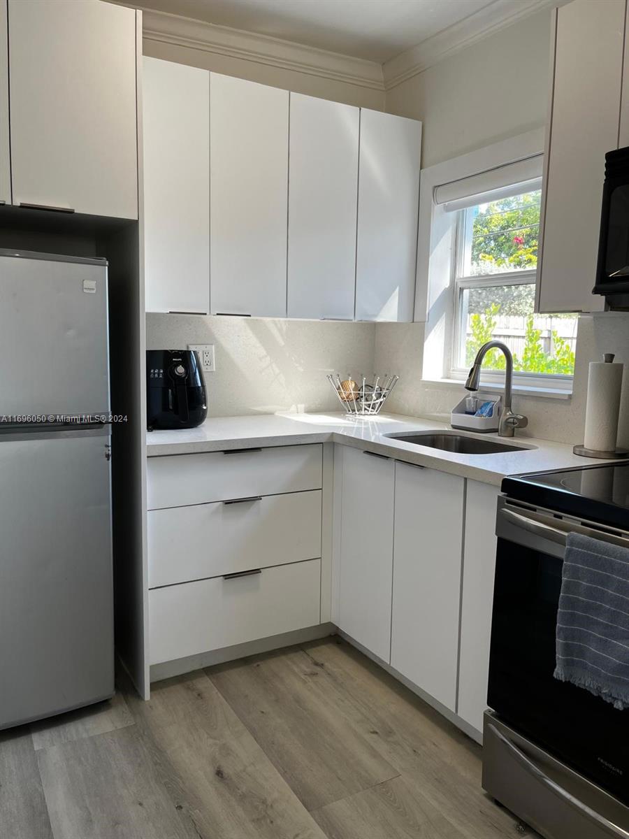 HOLLEMAN PARK - Residential Lease