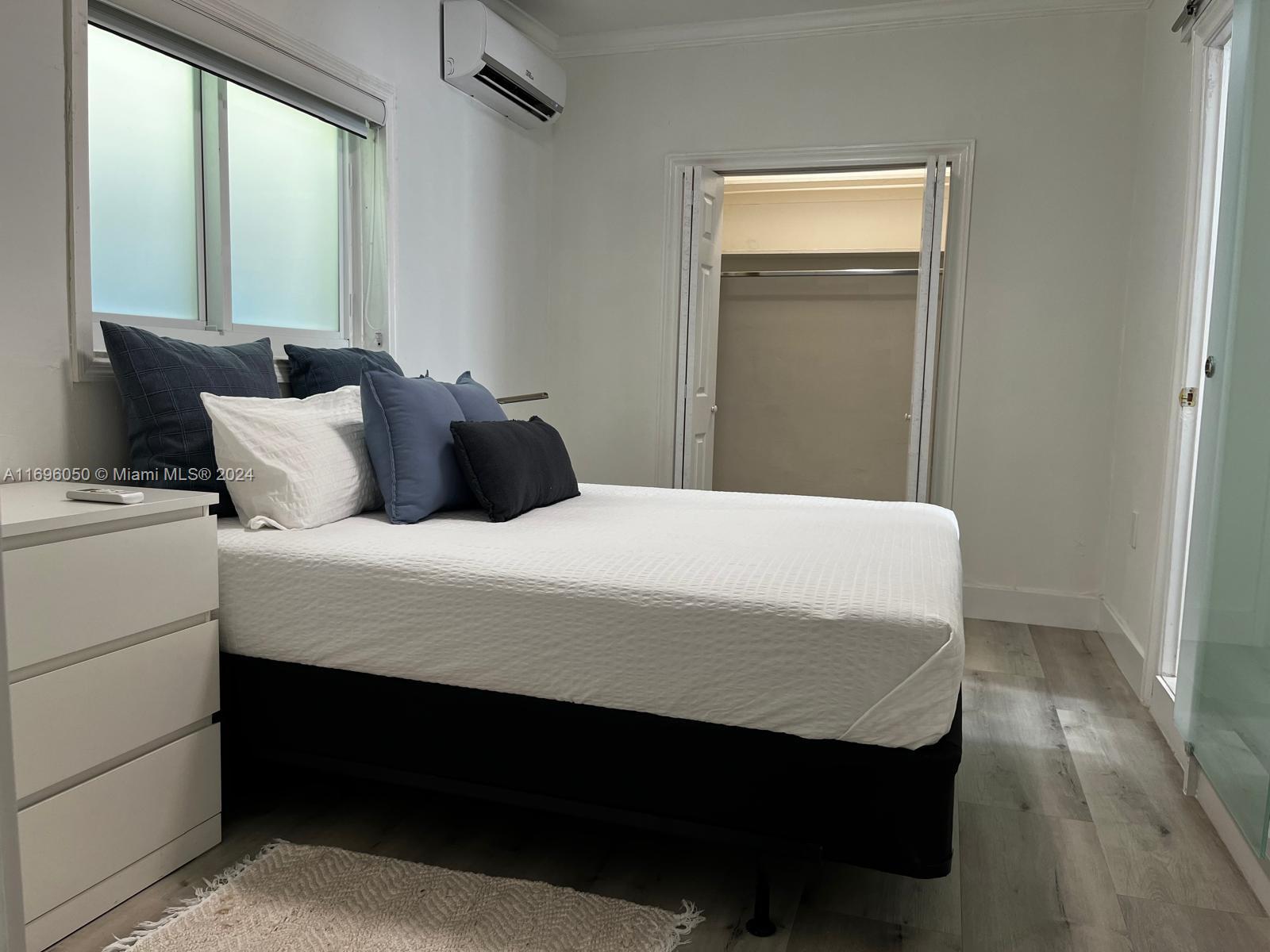 HOLLEMAN PARK - Residential Lease