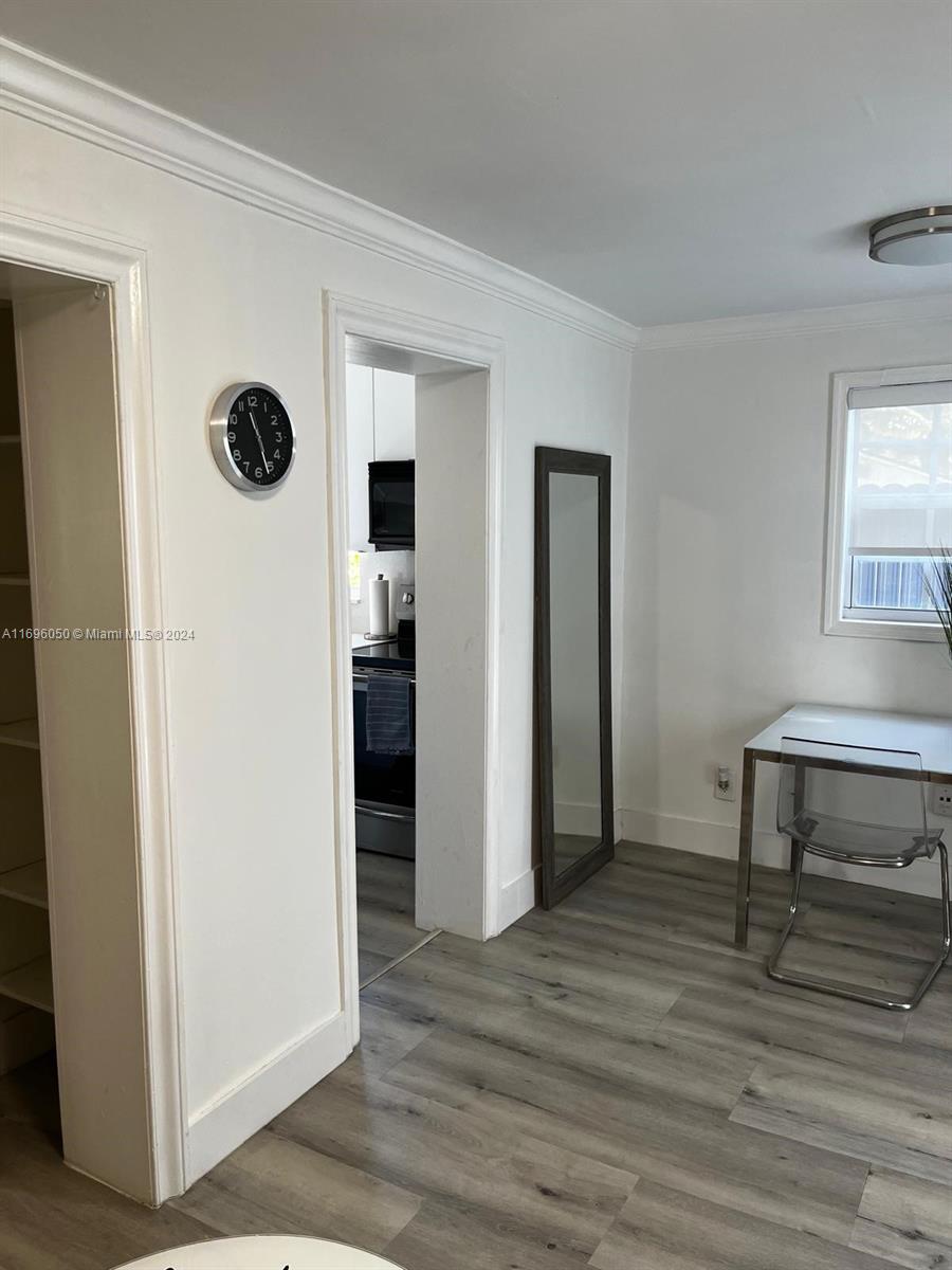 HOLLEMAN PARK - Residential Lease