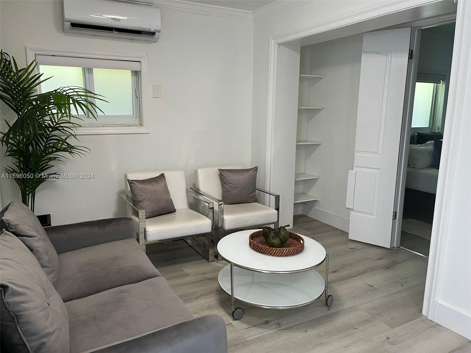HOLLEMAN PARK - Residential Lease