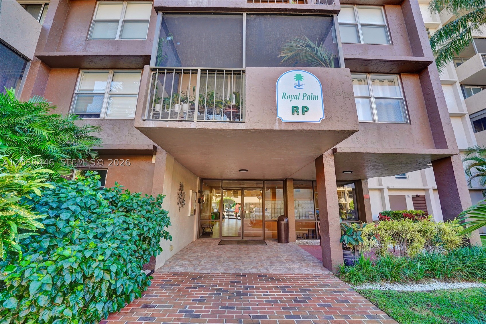 ISLAND CLUB TWO CONDO - Residential