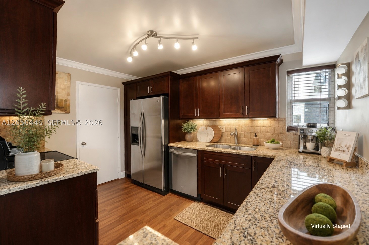 ISLAND CLUB TWO CONDO - Residential
