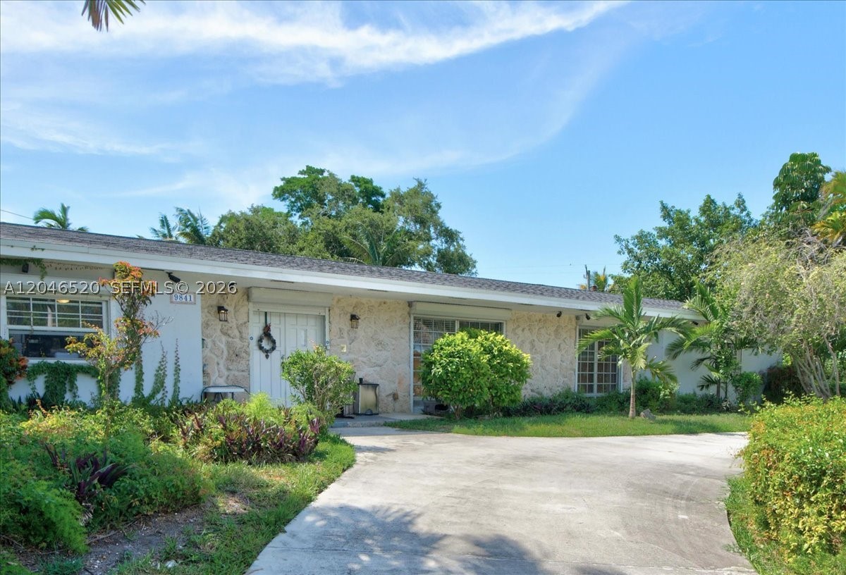 PALMETTO COUNTRY CLUB EST - Residential