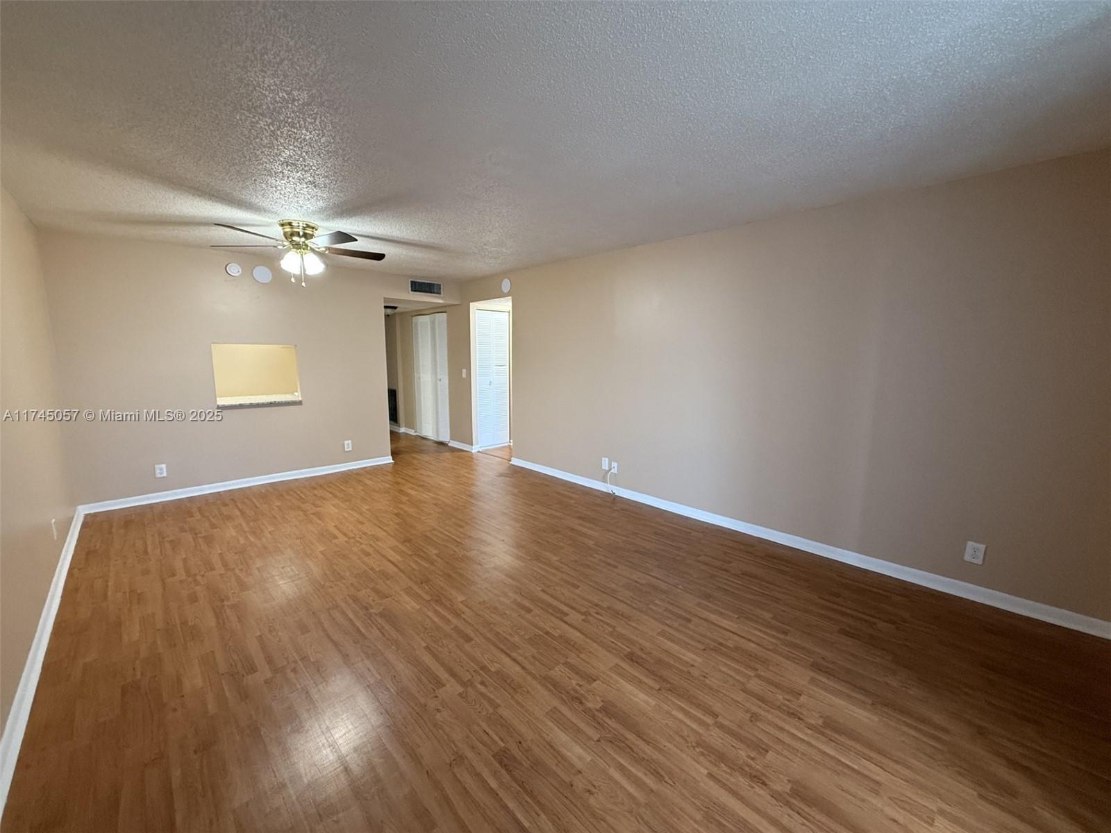 BREAKWATERS OF THE PALM B - Residential Lease