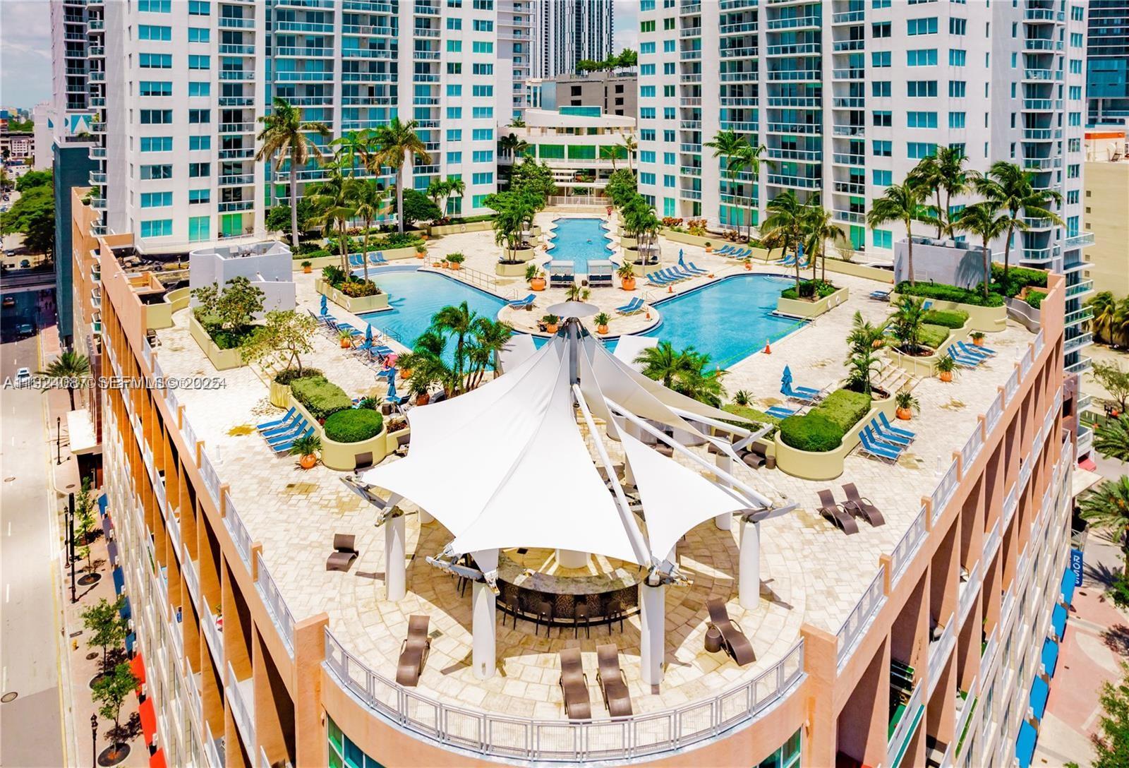 VIZCAYNE SOUTH CONDO - Residential