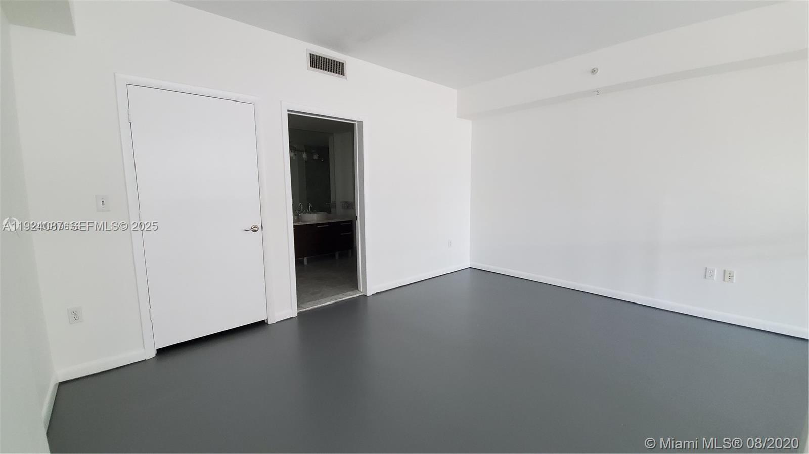 VIZCAYNE SOUTH CONDO - Residential