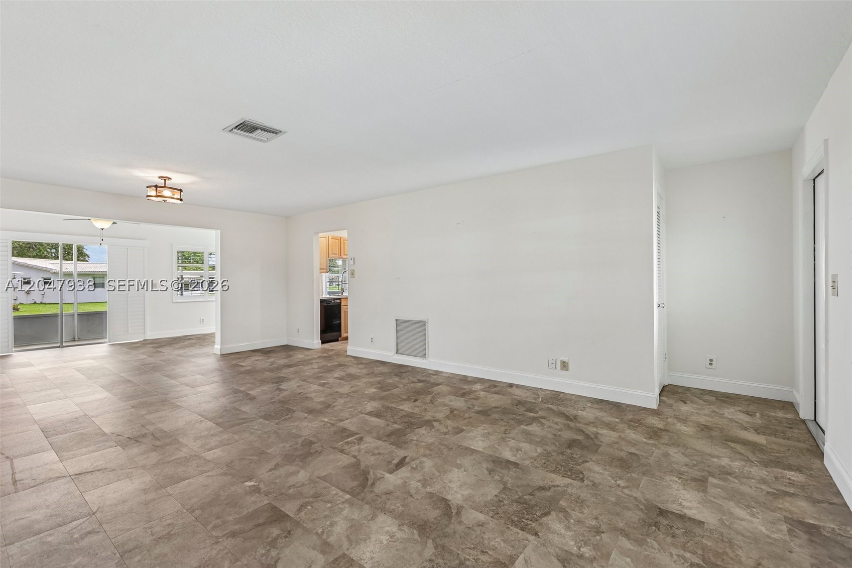 LAUDERDALE WEST SEC 4 - Residential